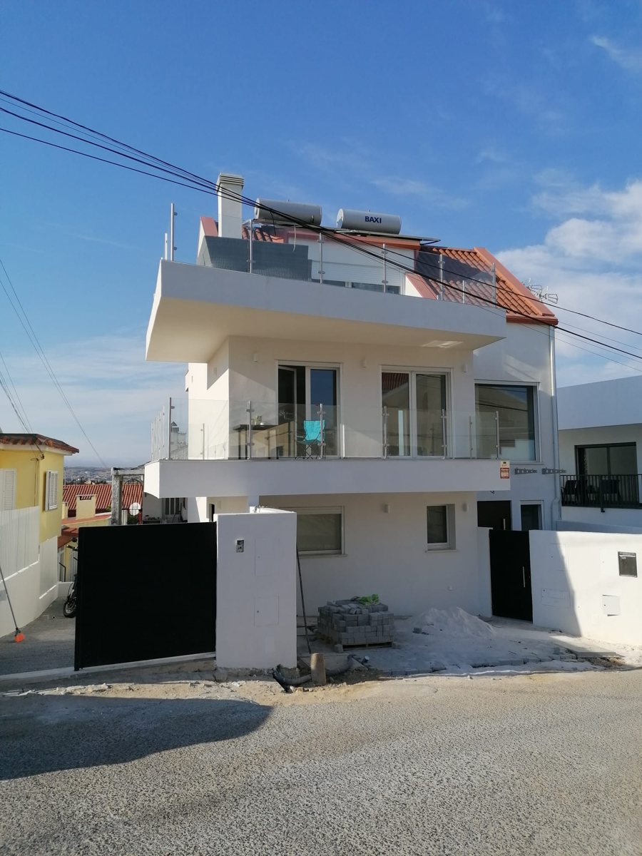 Fachada da moradia bifamiliar