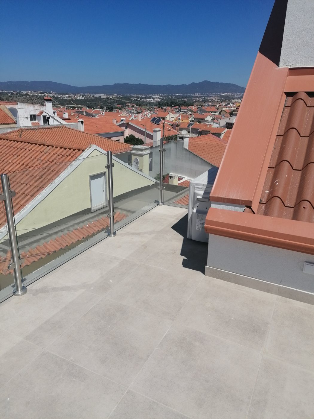 Terraço da moradia com vista sobre a envolvente
